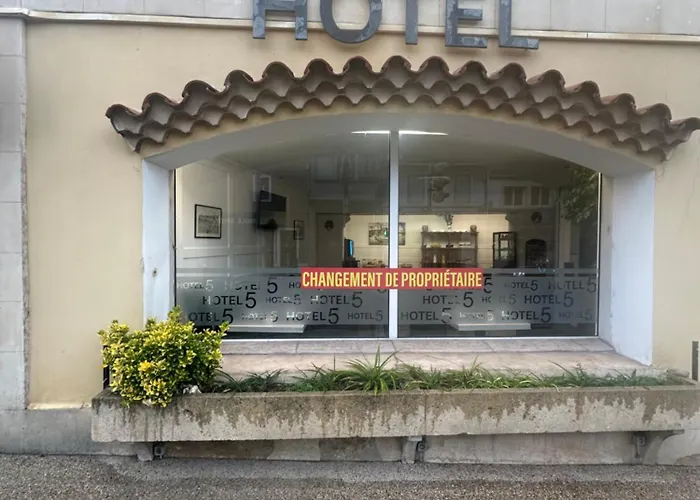 Hotel Le 5